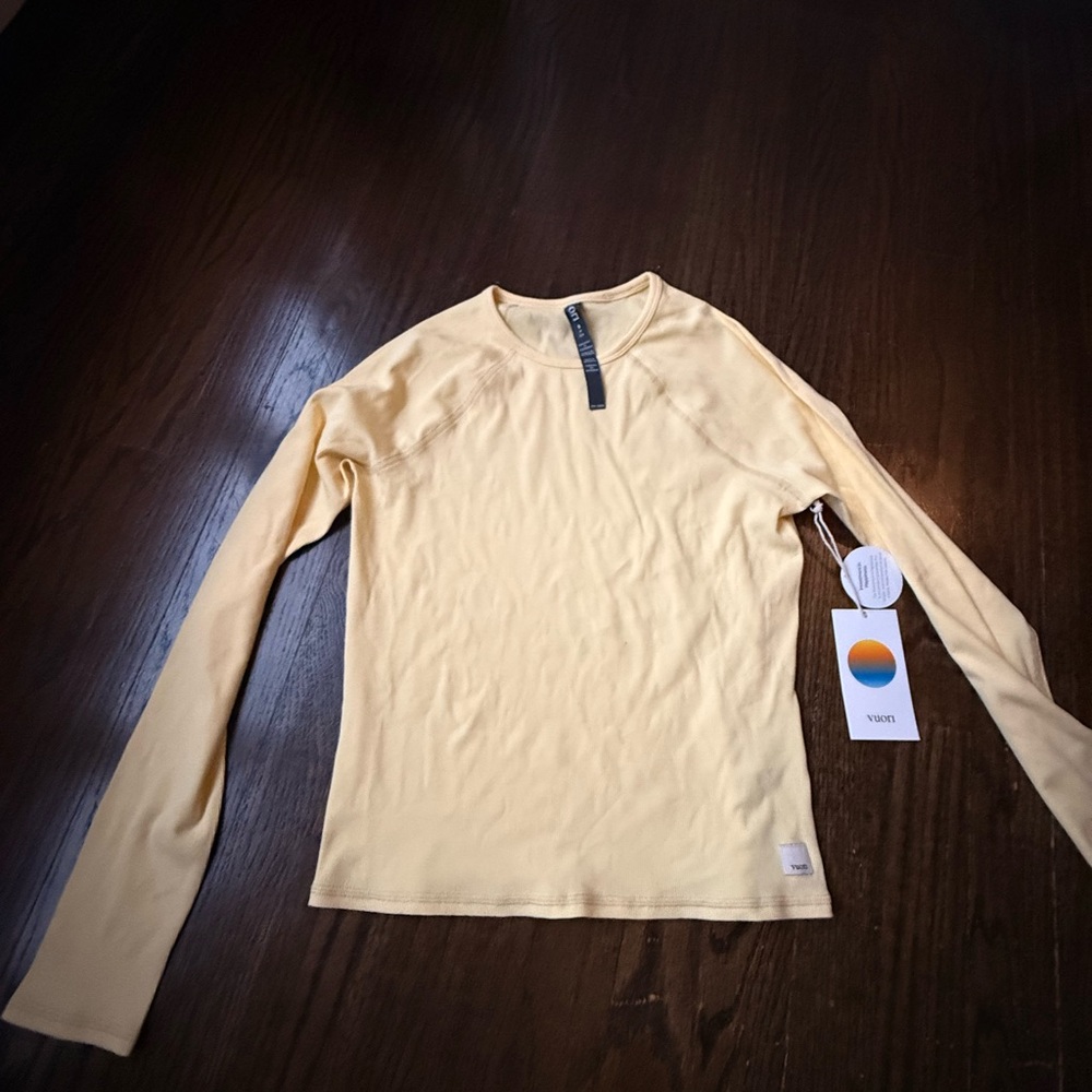 Yellow Long Sleeve Tee with Tag vuori pose
